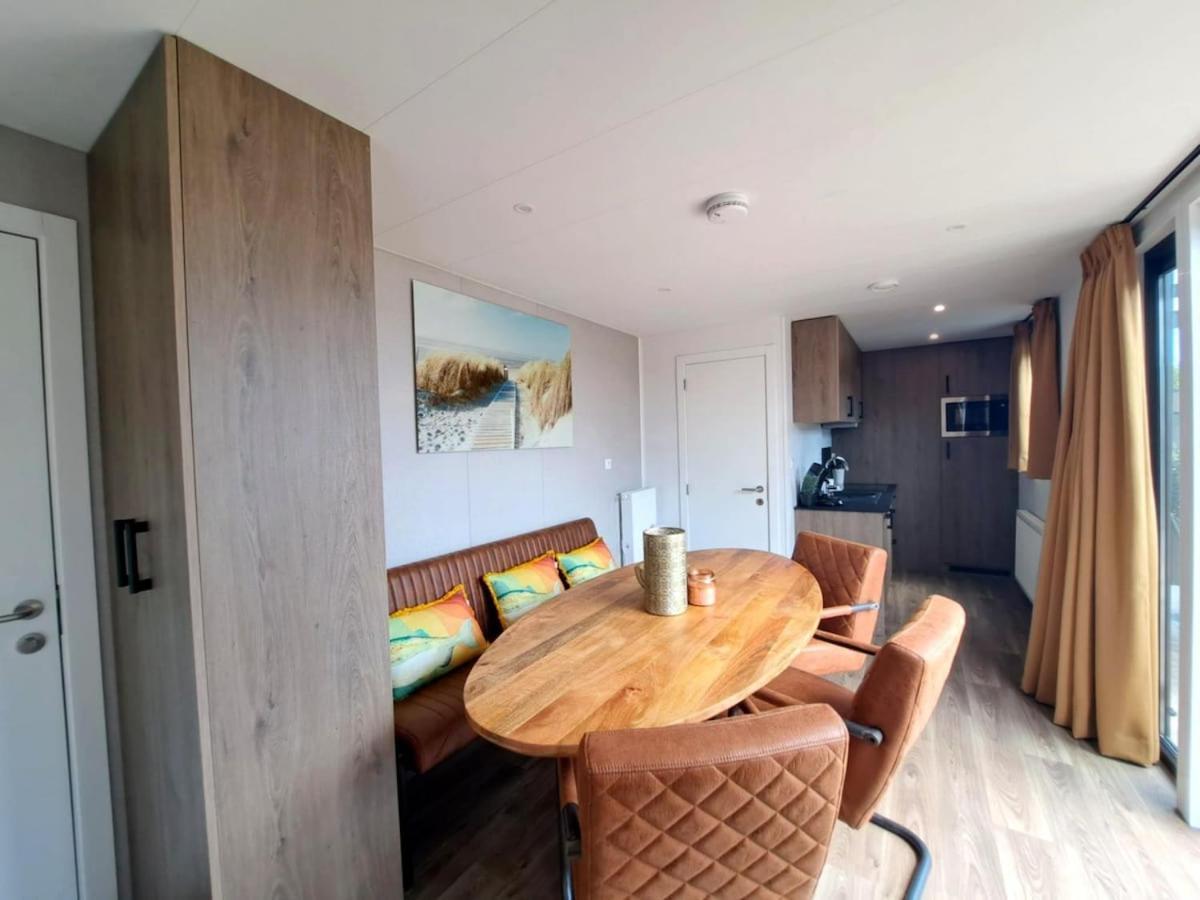 Luxe Chalet Met Veranda En Tuin , Nabij Zwembad Vp006 Heinkenszand Exterior foto